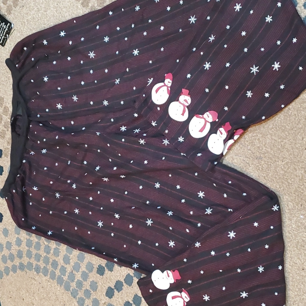 Woman's new with tags medium pajama sniwman pants